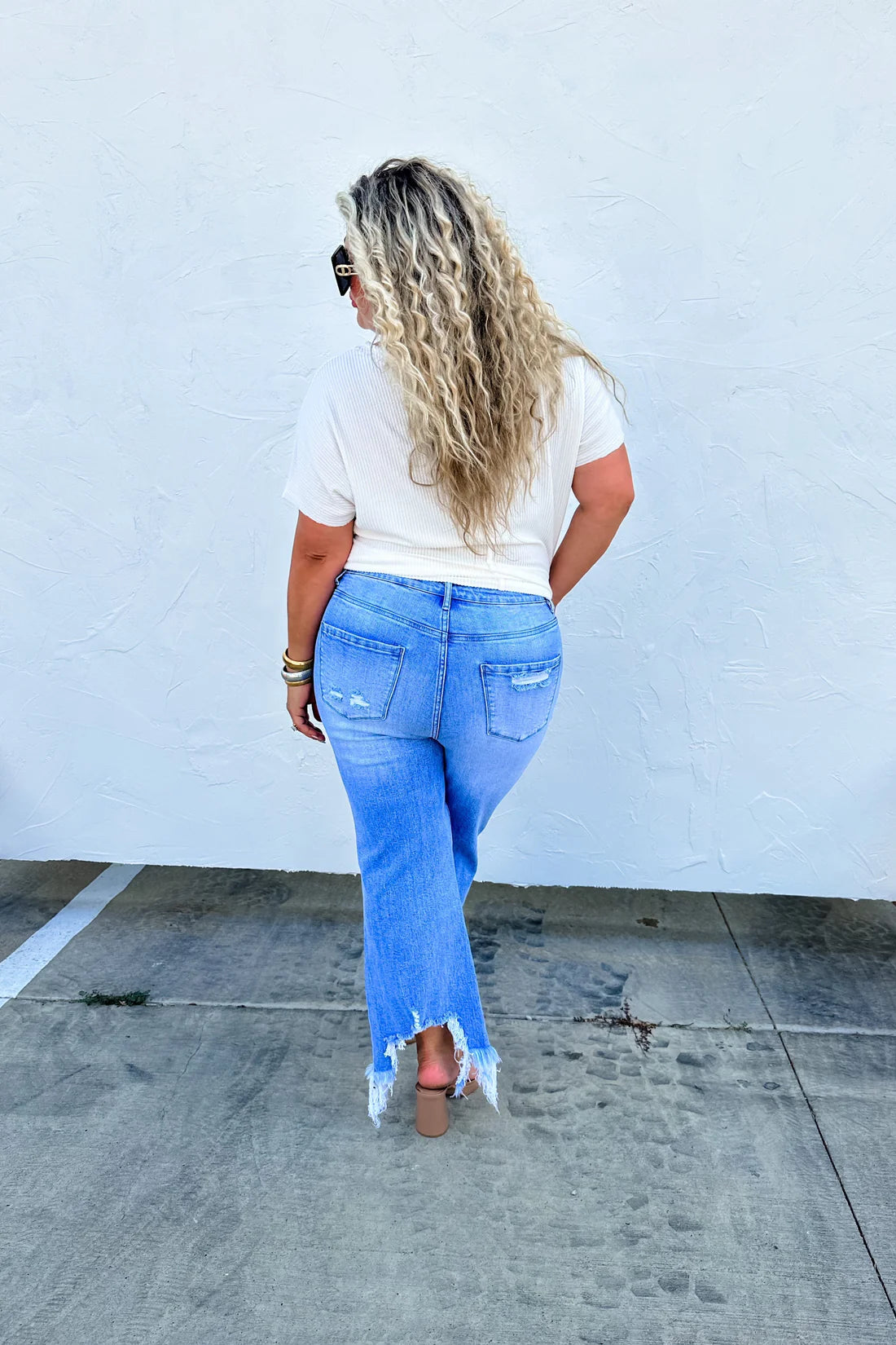 Light Urban Distressed Crop Jeans