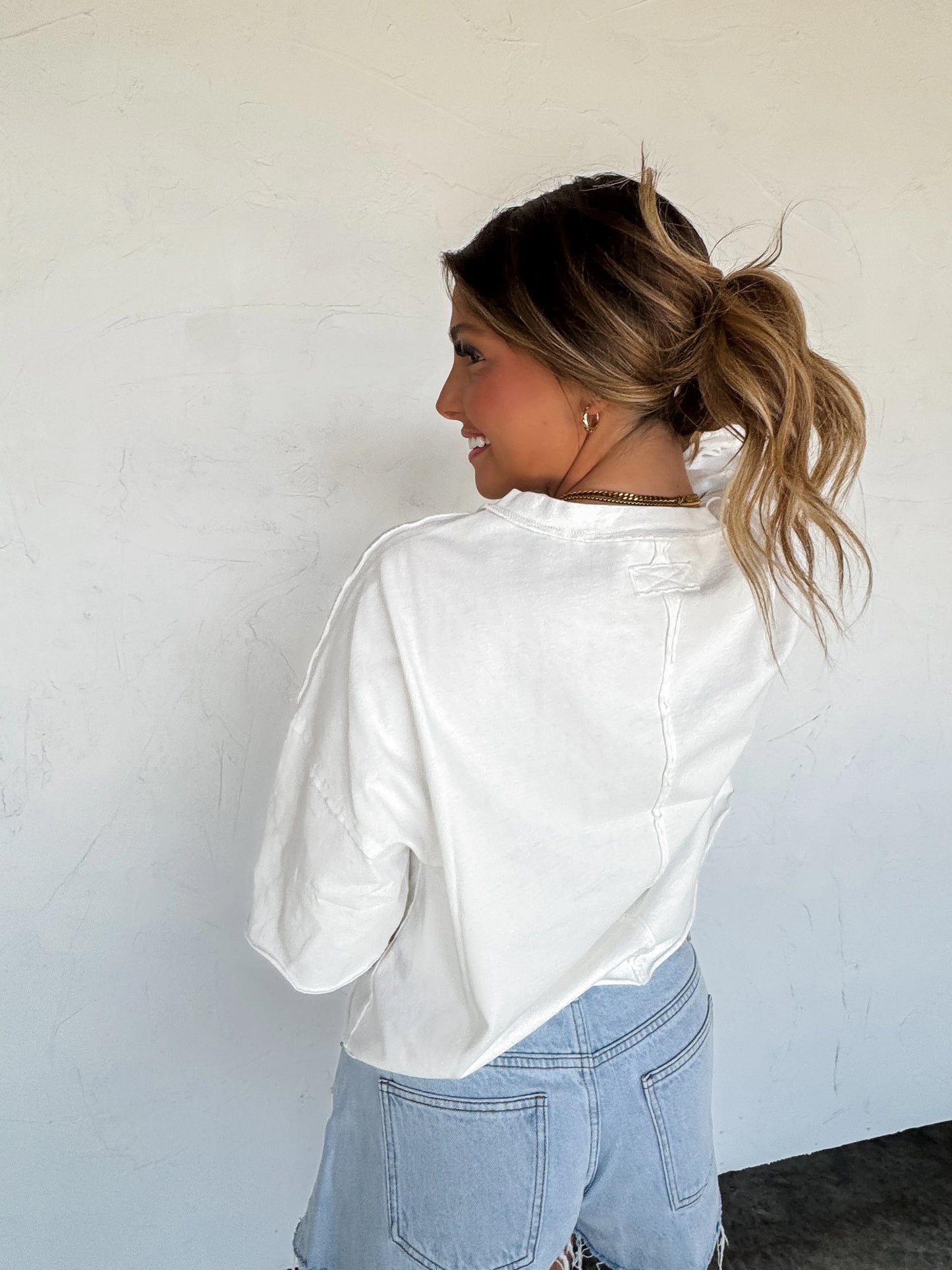 REGAN RAW HEM TEE