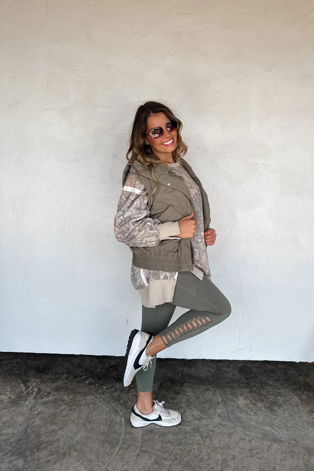 PRE-ORDER BLAKELEY SIGNATURE LEGGINGS