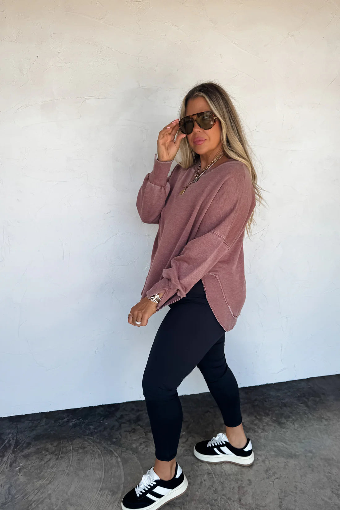 PREORDER- JOSS WASHED SWEATSHIRT