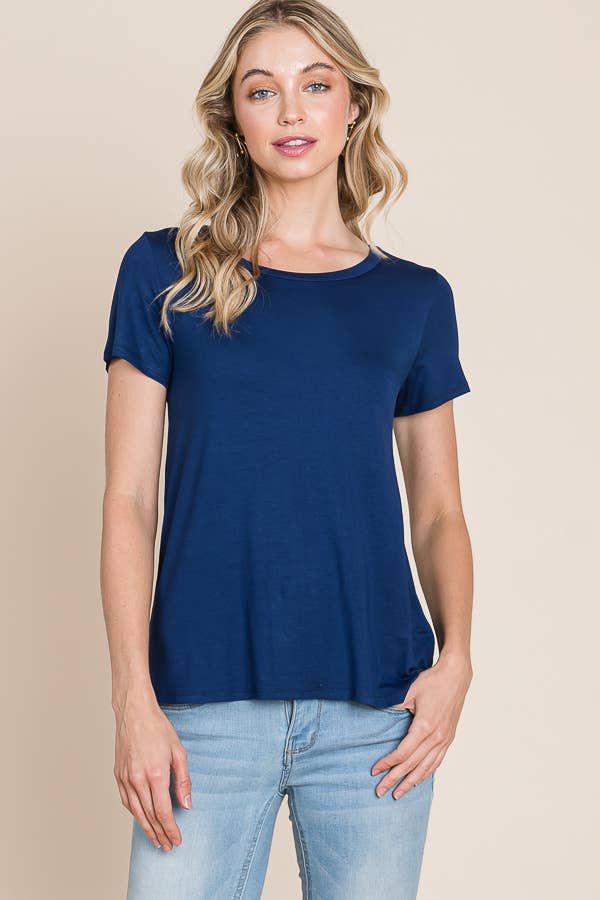Solid Basic T-shirt