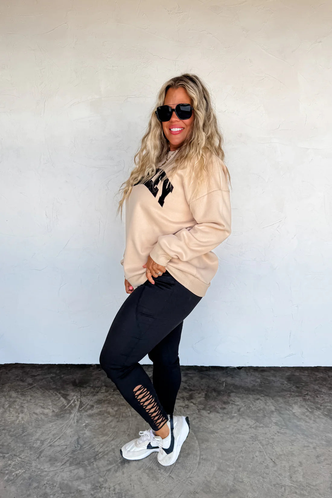 PRE-ORDER BLAKELEY SIGNATURE LEGGINGS