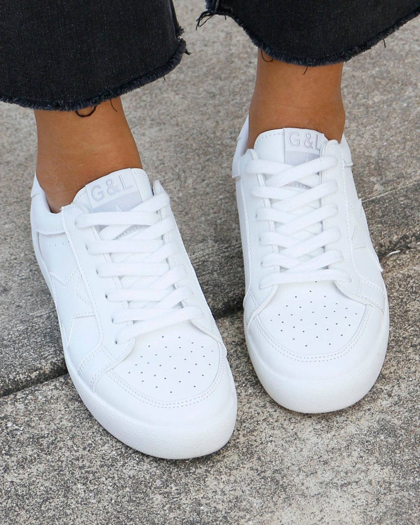 White  Star Sneakers