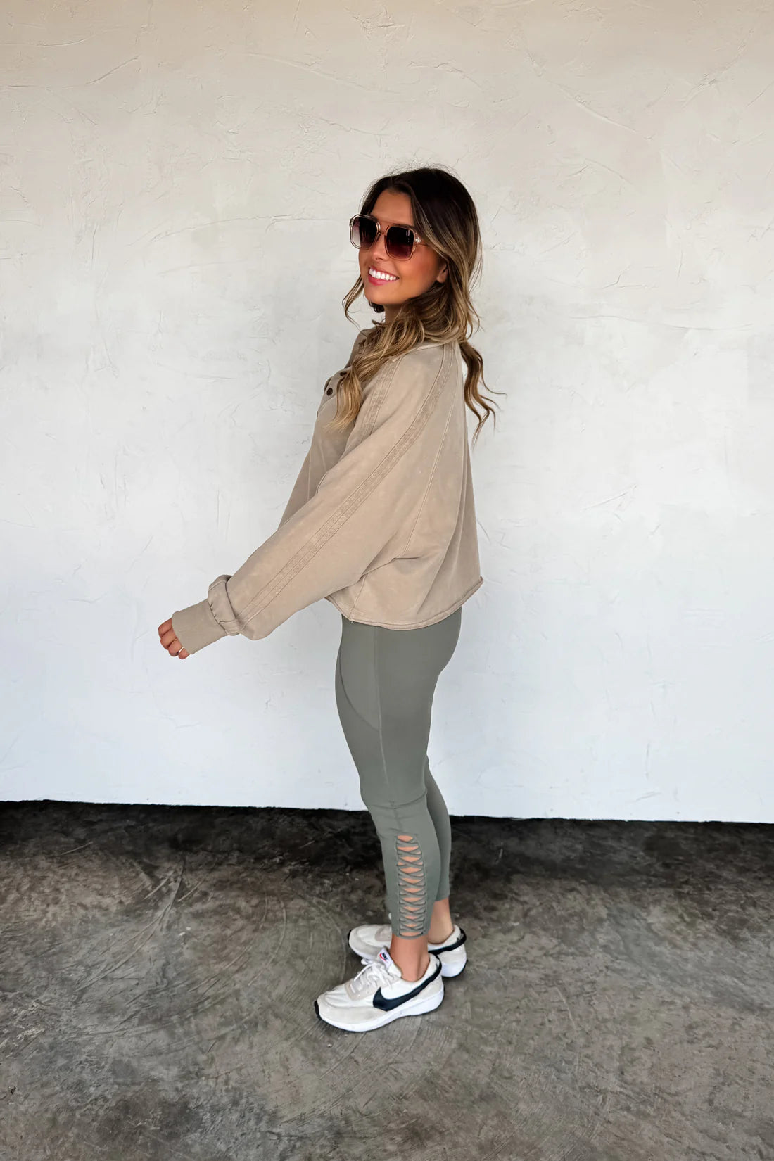 PRE-ORDER BLAKELEY SIGNATURE LEGGINGS