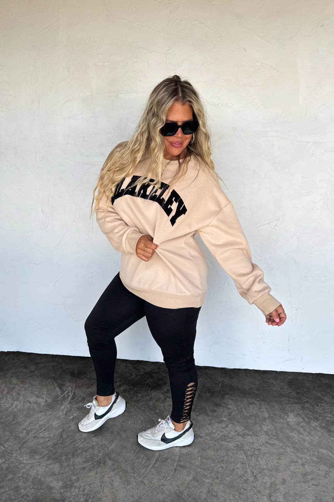 PRE-ORDER BLAKELEY SIGNATURE LEGGINGS