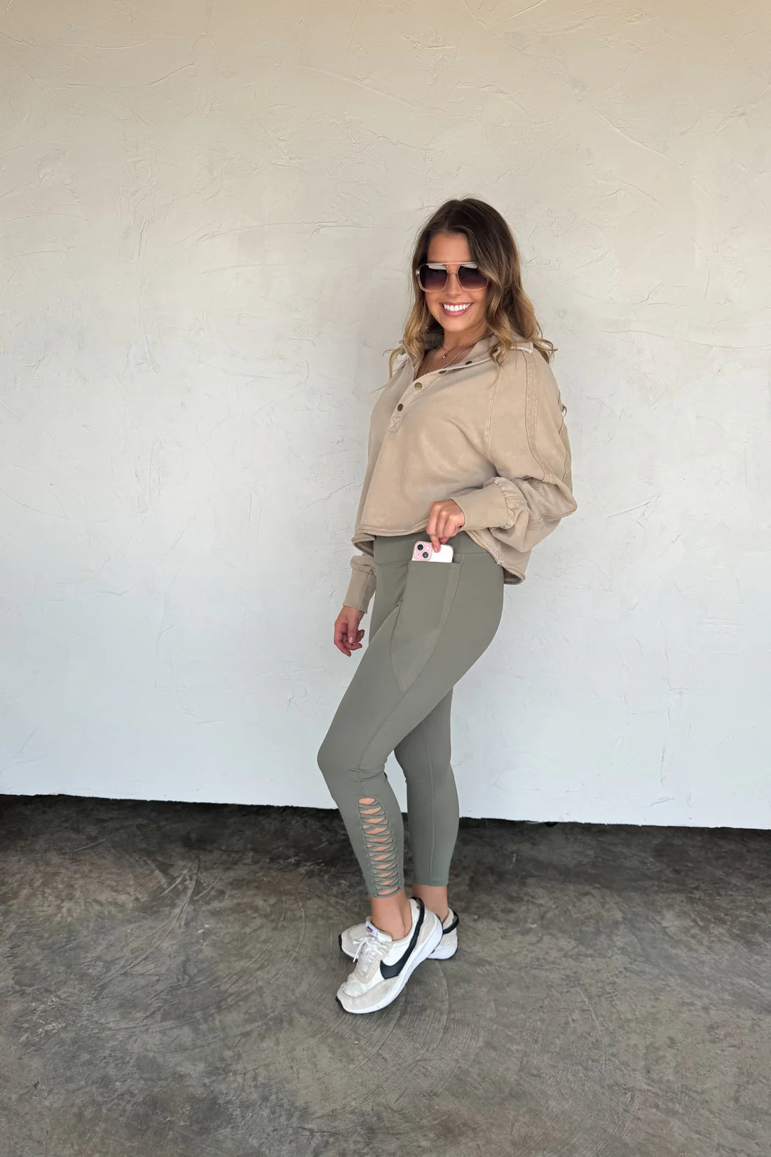 PRE-ORDER BLAKELEY SIGNATURE LEGGINGS