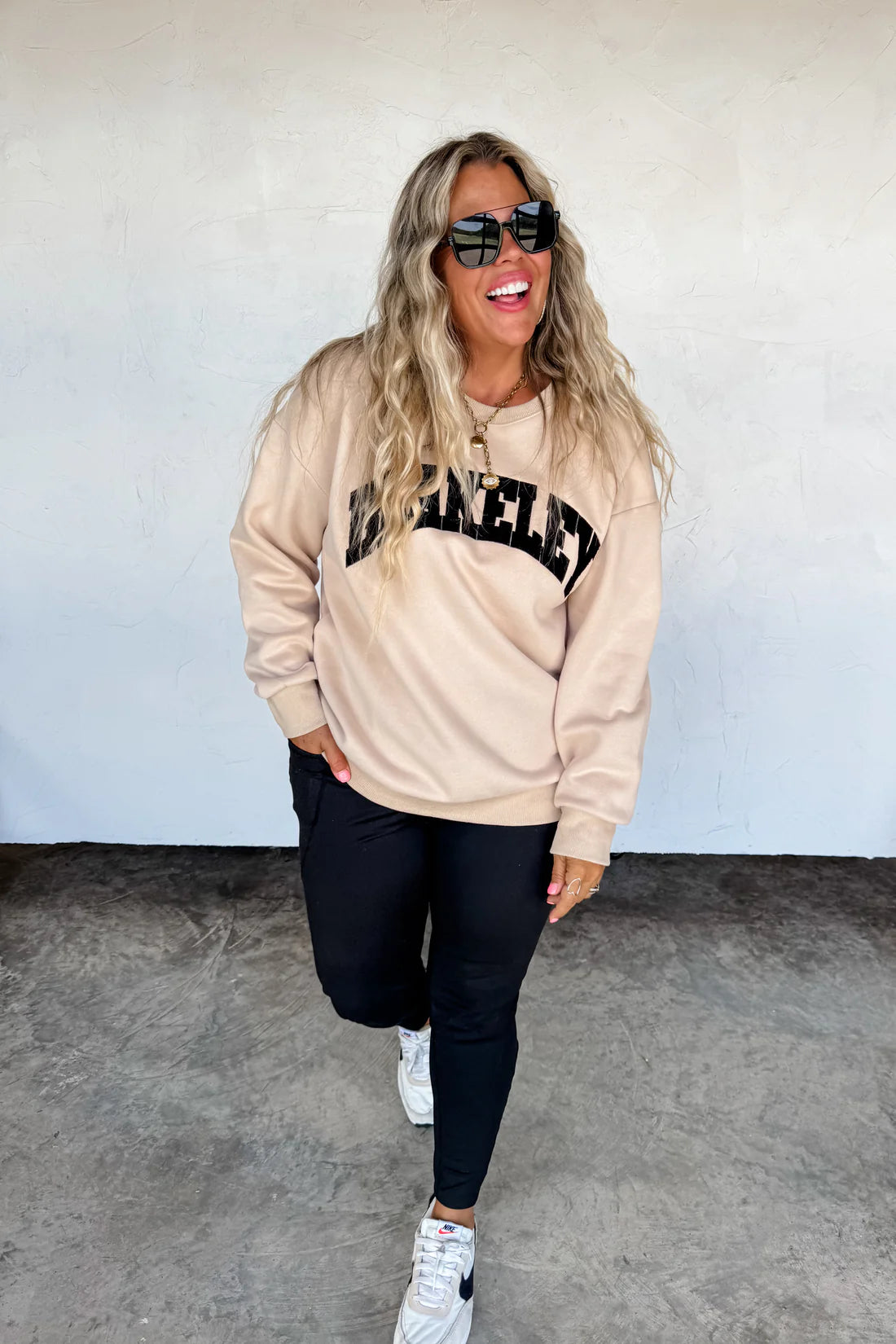 PRE-ORDER BLAKELEY SIGNATURE LEGGINGS