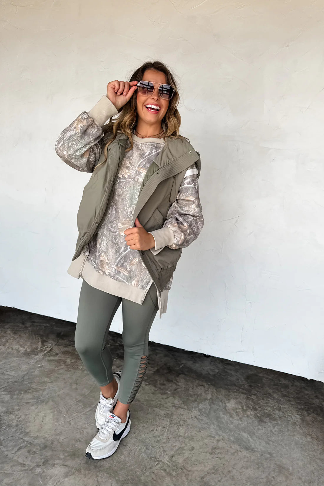 PRE-ORDER BLAKELEY SIGNATURE LEGGINGS
