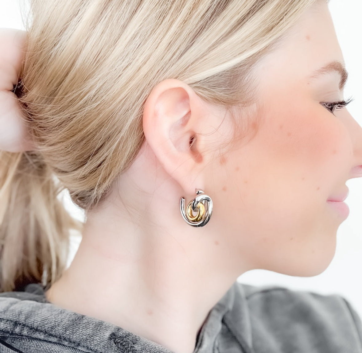 Two-toned Hoops-Waterproof