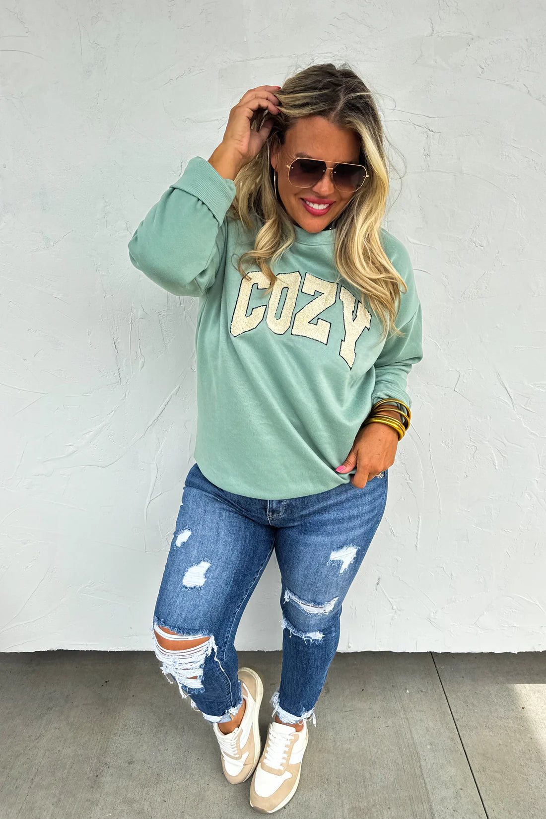 Cozy SHERPA LETTER EMBROIDERED SWEATSHRIT