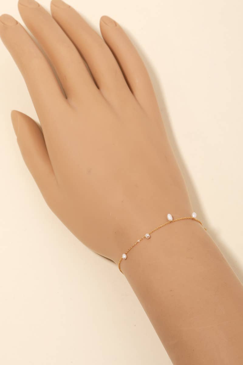 Dainty Chain Pearl Bead Bracelet: IVORY