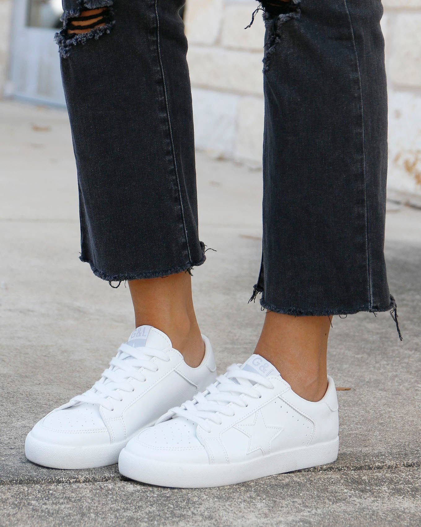 White  Star Sneakers