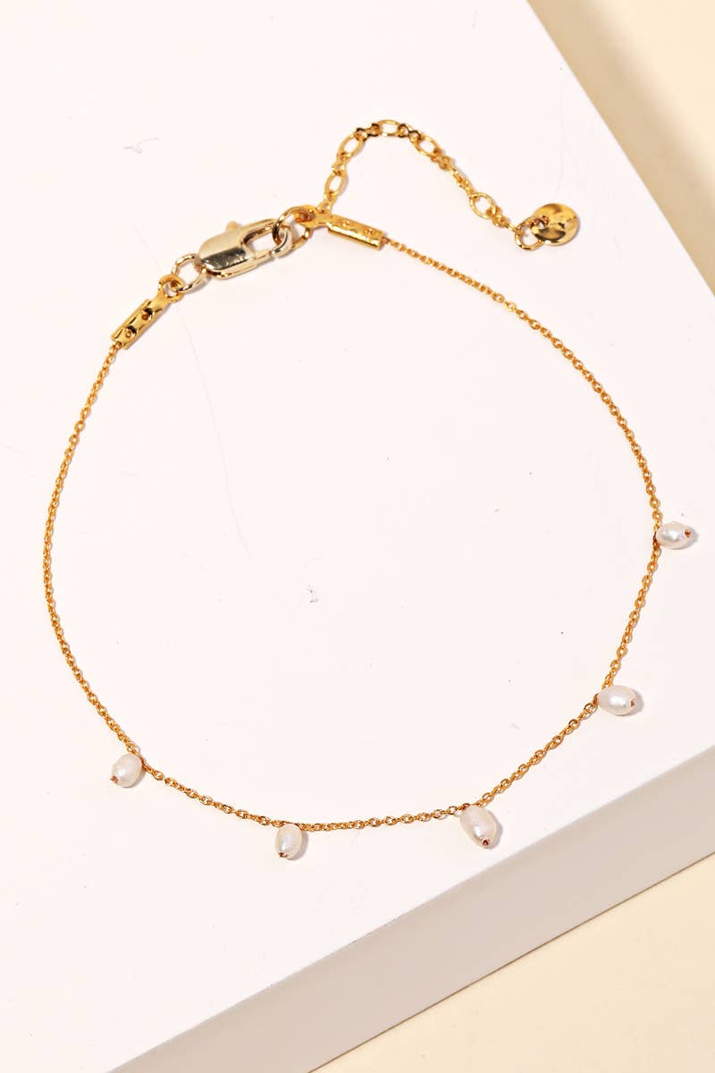 Dainty Chain Pearl Bead Bracelet: IVORY