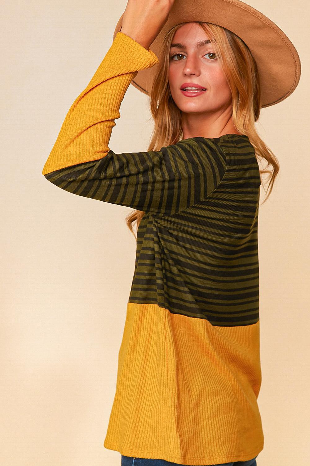 OLIVE & MUSTARD STRIPE RIB COLOR BLOCK TOP