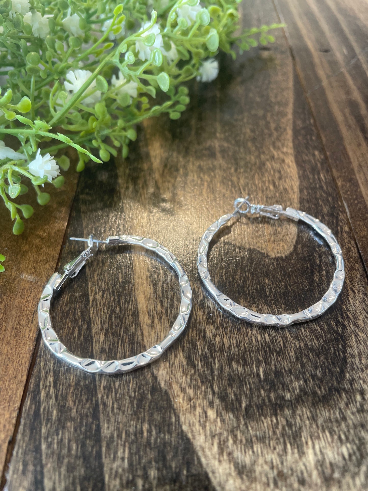 Silver Corrugated Hoop Earrings