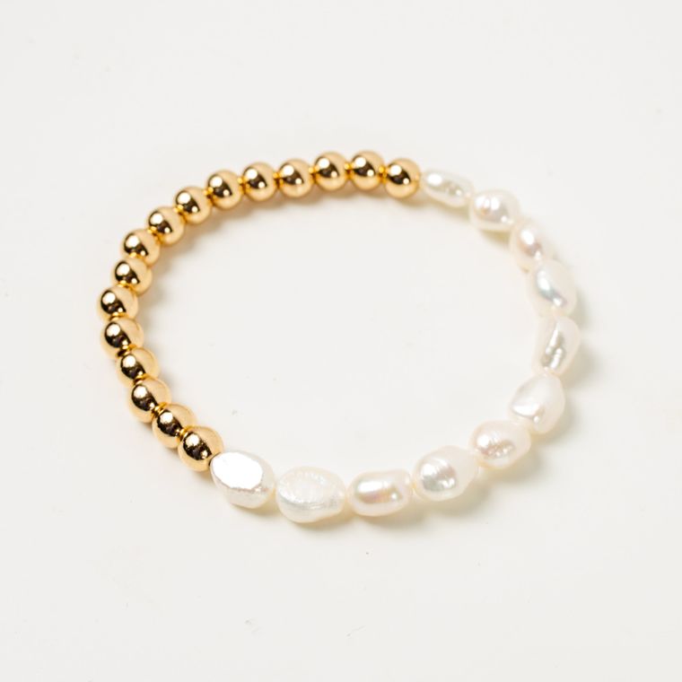 Salty Freshwater Pearl Stretchy Bracelet